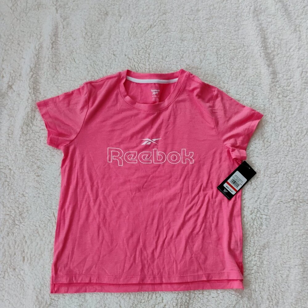 Women's Reebok Tee. Size Med.